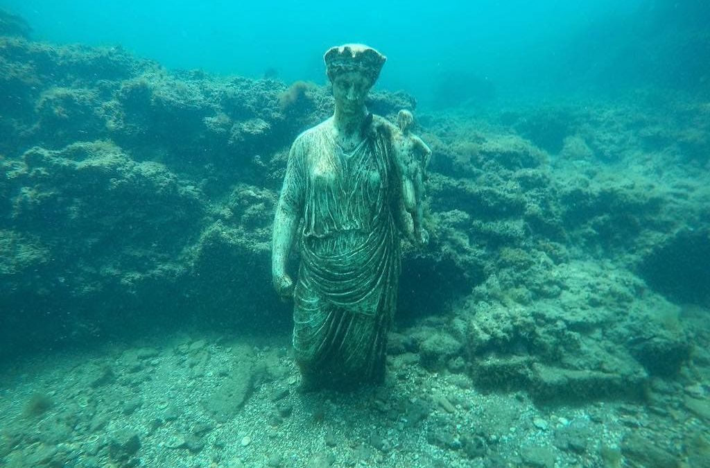 Un sommergibile per visitare la città sommersa di Baia
