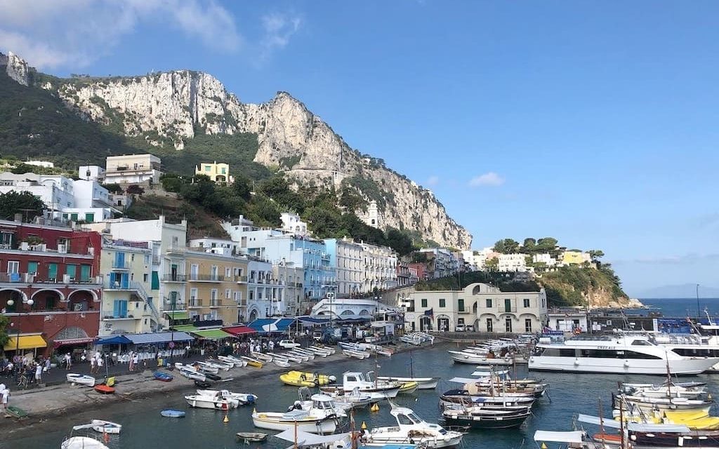 Capri, l’isola Azzurra nel Golfo di Napoli