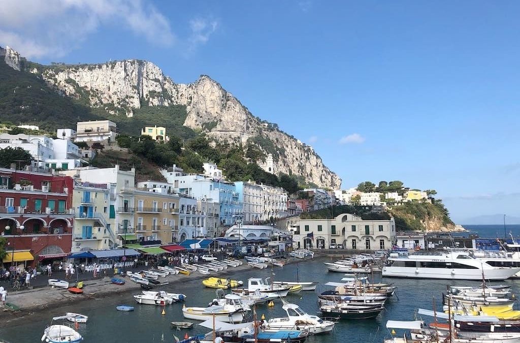 Capri, l’isola Azzurra nel Golfo di Napoli