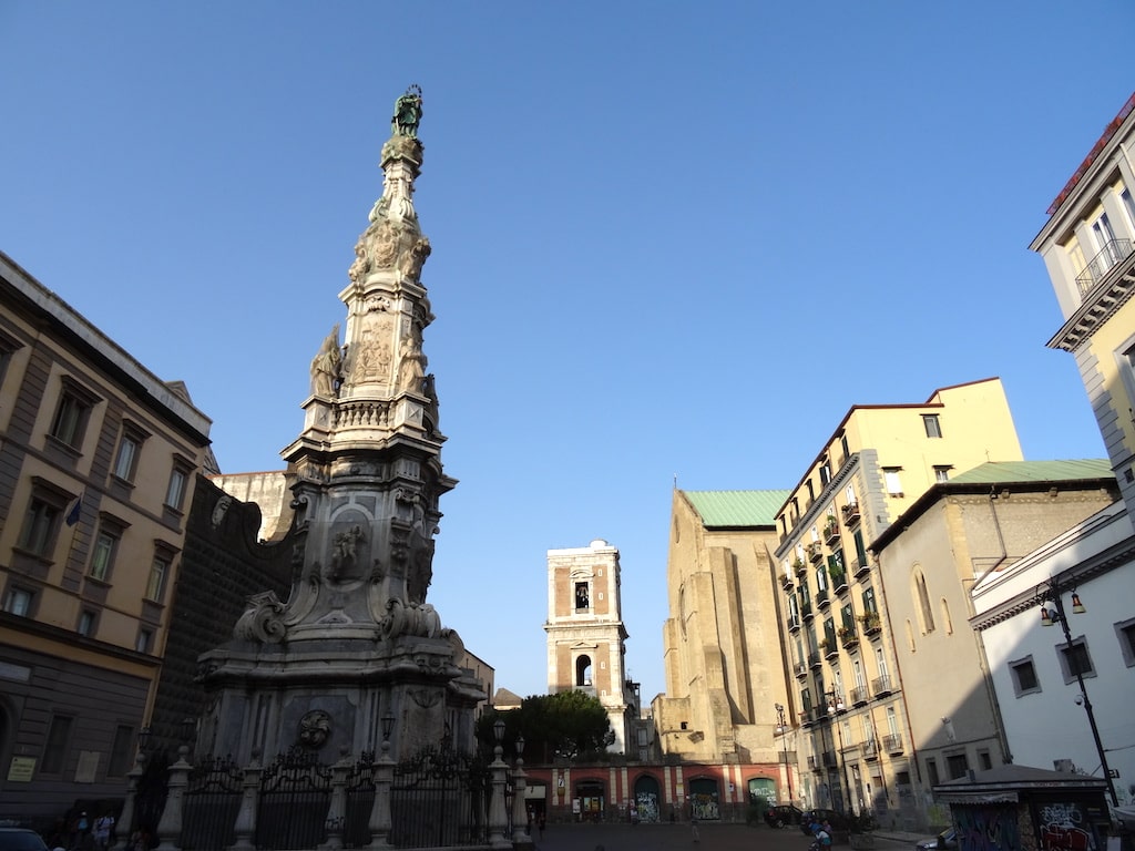 Obelisco e Piazza del Gesu Napoli