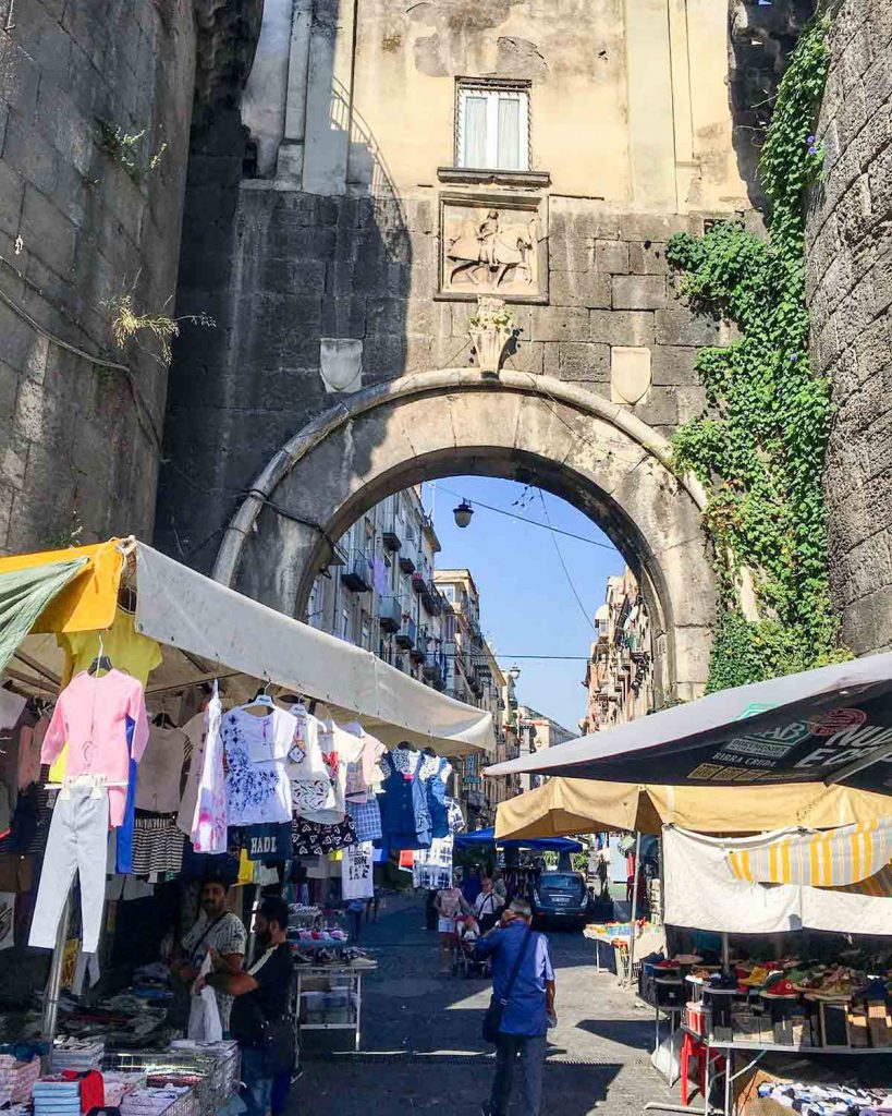 Porta Nolana Napoli