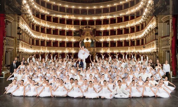 Visite guidate al Teatro San Carlo per le festività natalizie