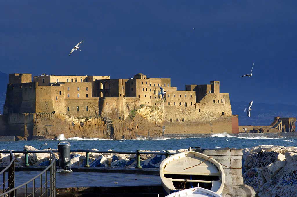 Castel dell Ovo, Napoli