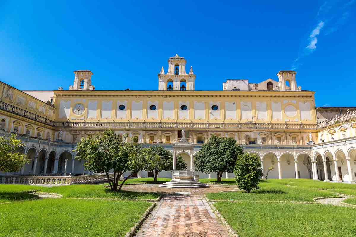 Chiostro grande San Martino Napoli