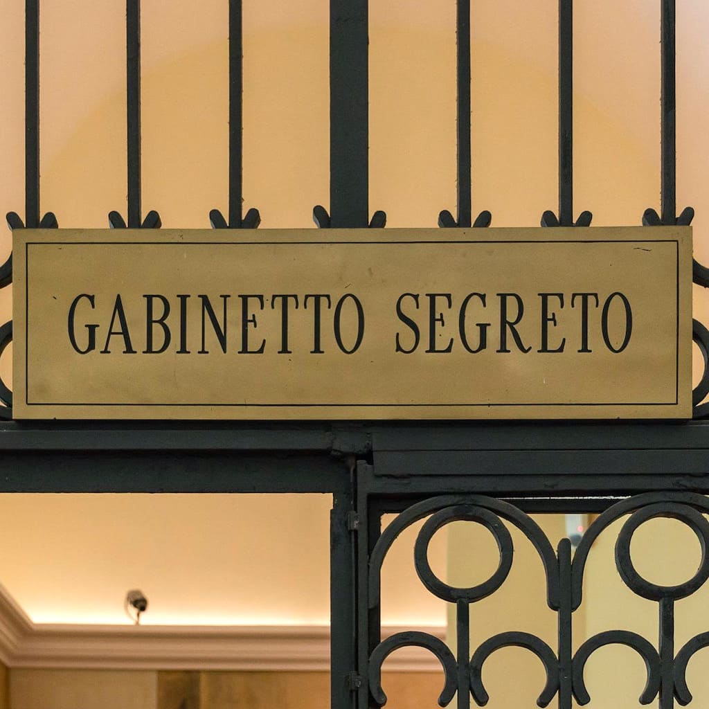 Gabinetto Segreto al Museo Archeologico di Napoli