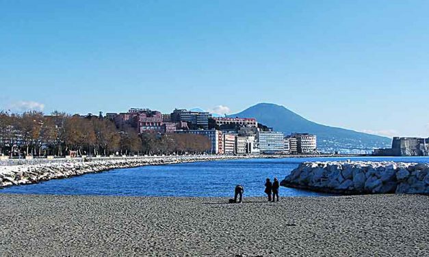 Alla scoperta delle spiagge più belle di Napoli