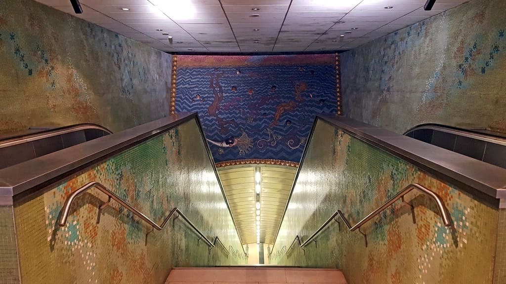 Metro dell'Arte, Stazione Materdei