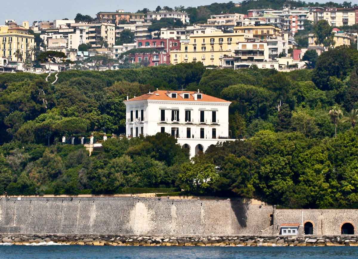 Napoli Villa Rosebery