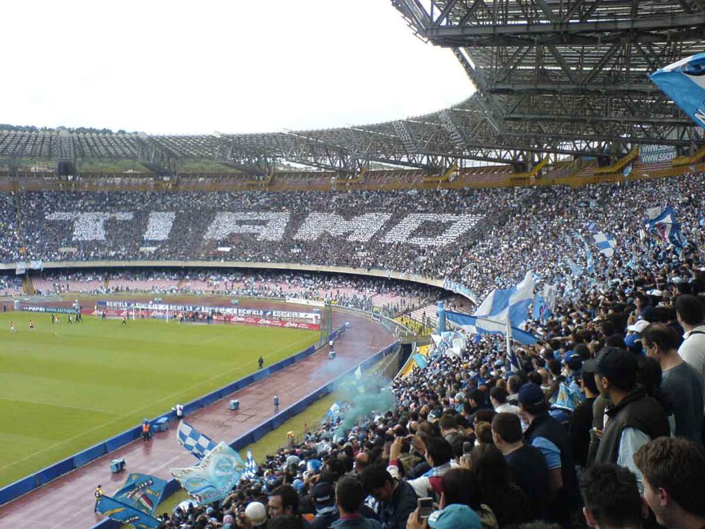 Napoli e il Calcio, Stadio San Paolo
