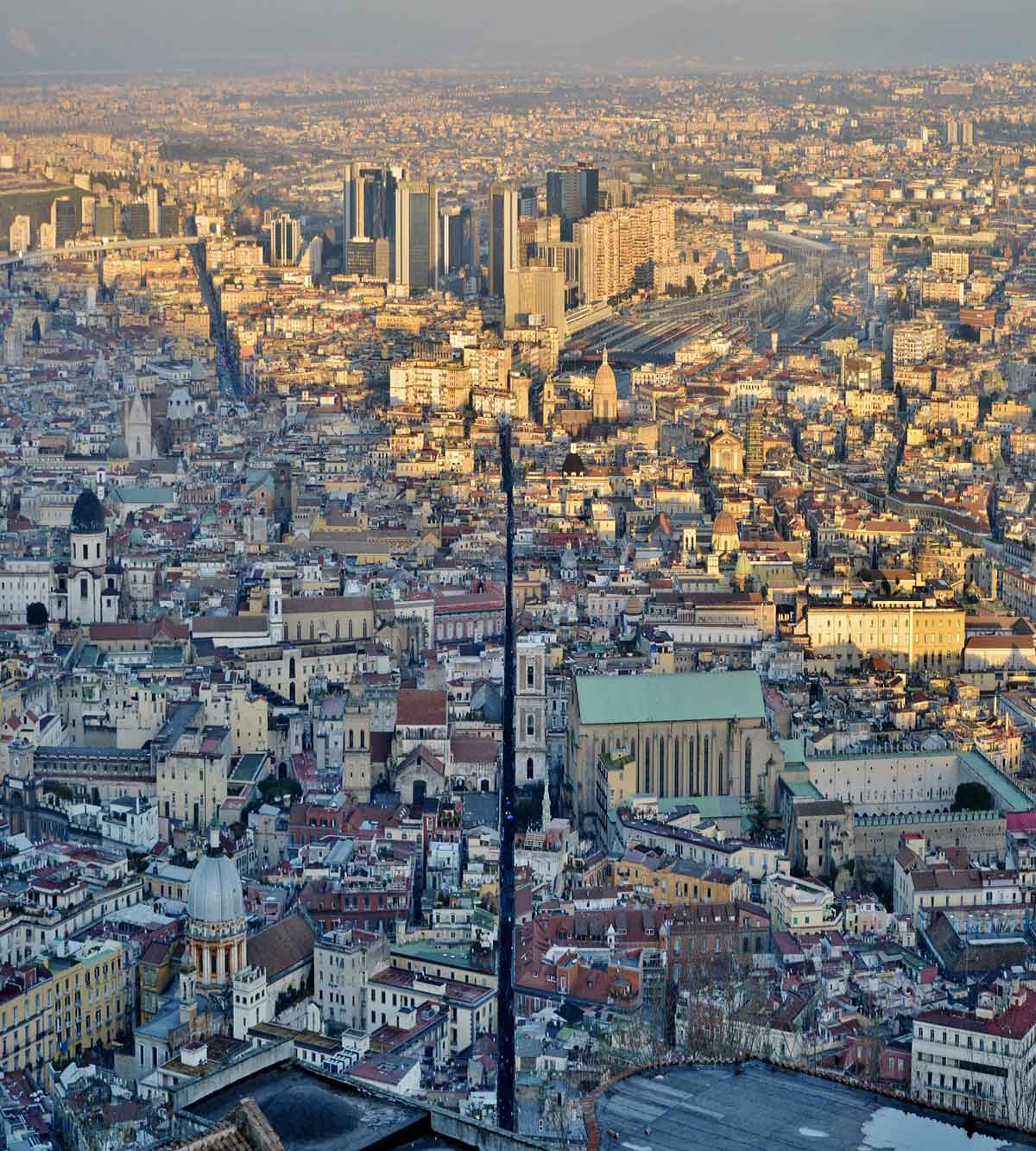 Le strade di Napoli: Spacacnapoli