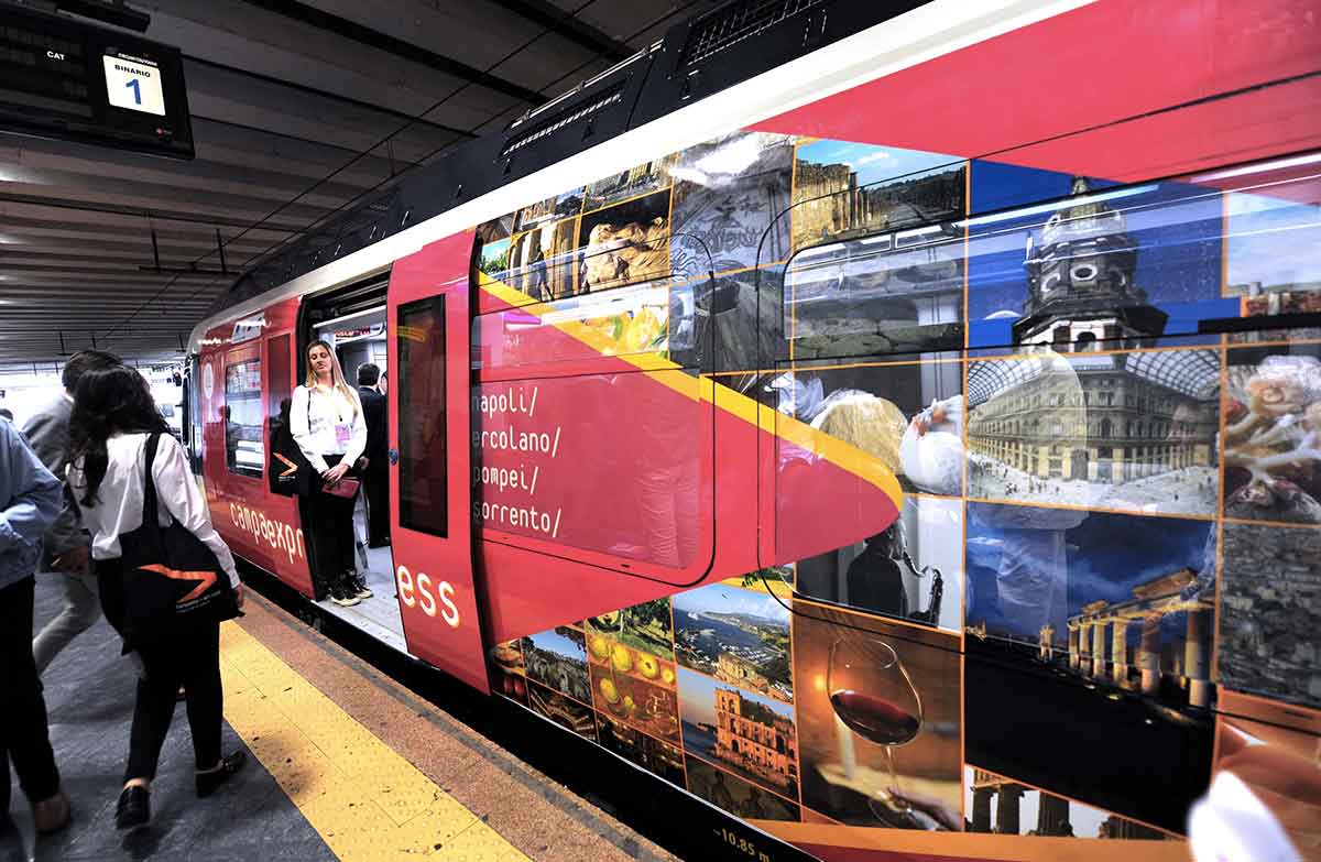 Campania Express, Napoli