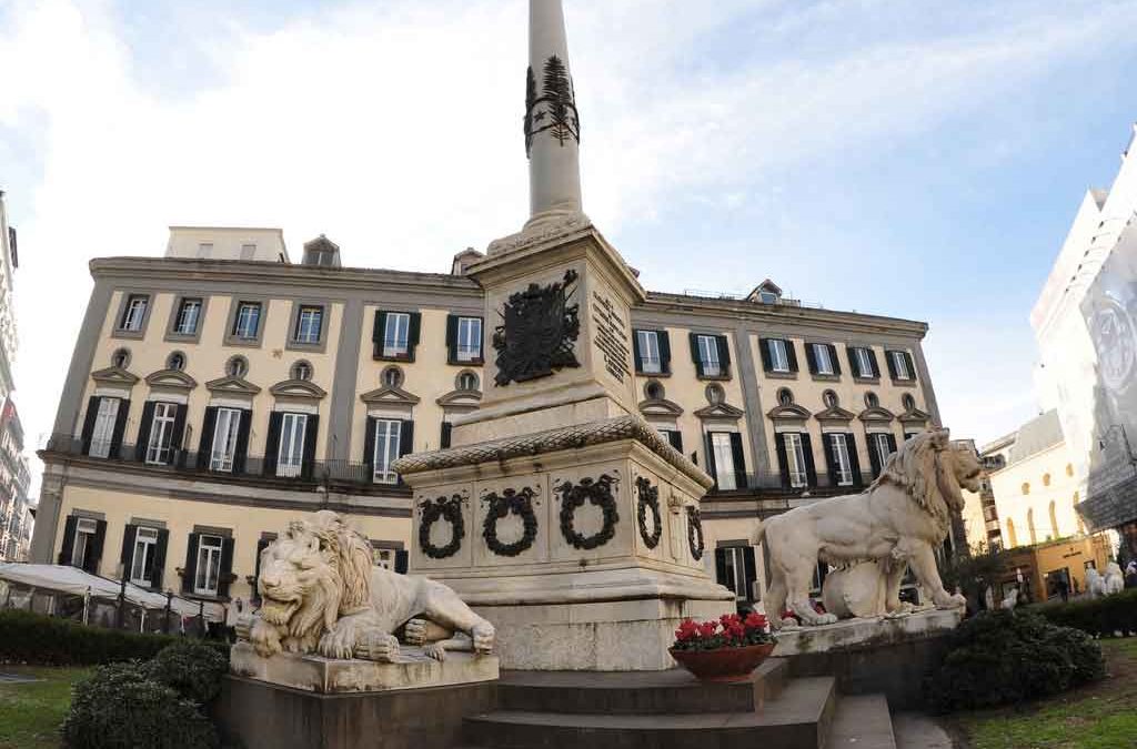 Piazza dei Martiri a Napoli – quartiere Chiaia