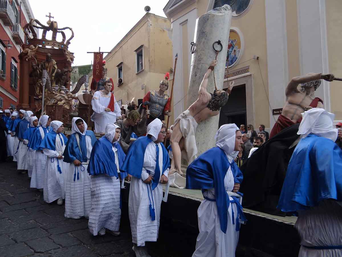 Processioni della Settimana Santa a Napoli