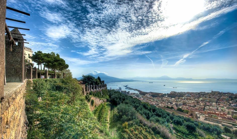 Visita alla Vigna di San Martino Napoli con aperitivo al tramonto