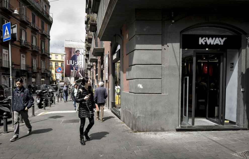 k-way Napoli - Via Filangeri Napoli