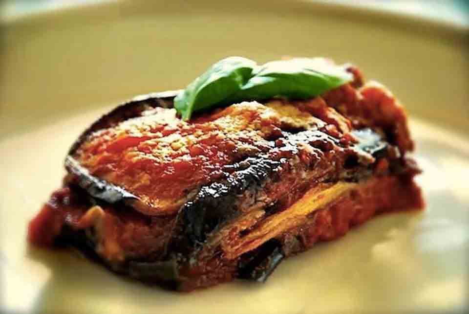 Parmigiana di melanzane alla Napoletana