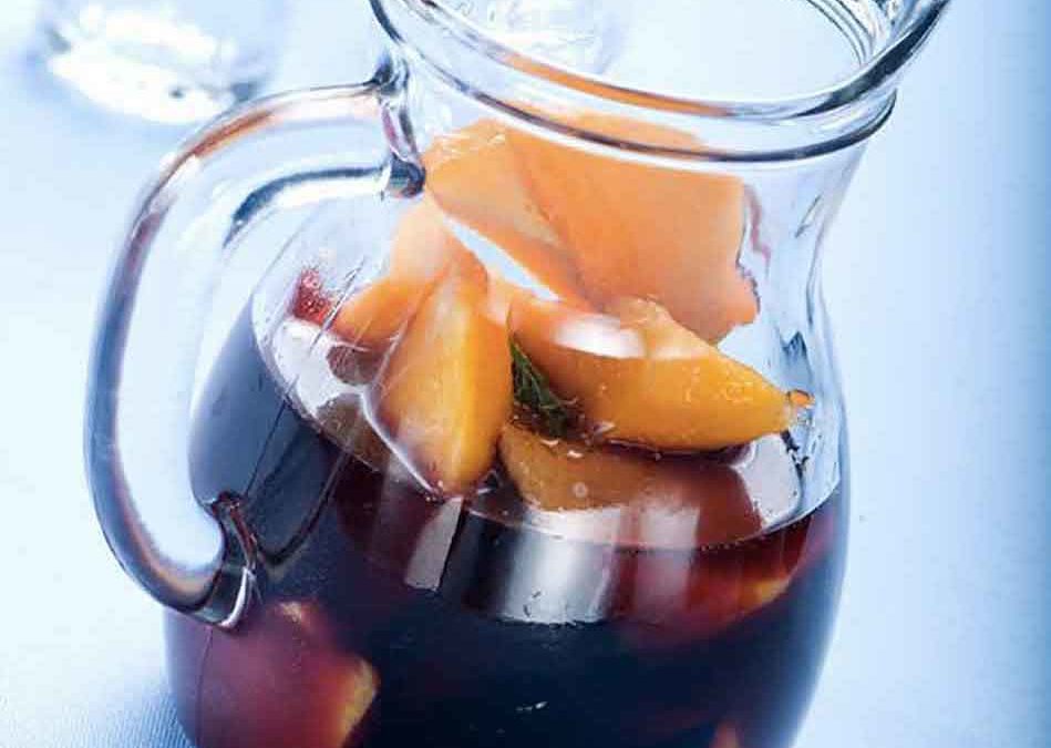 Vino con le percoche, la sangria napoletana