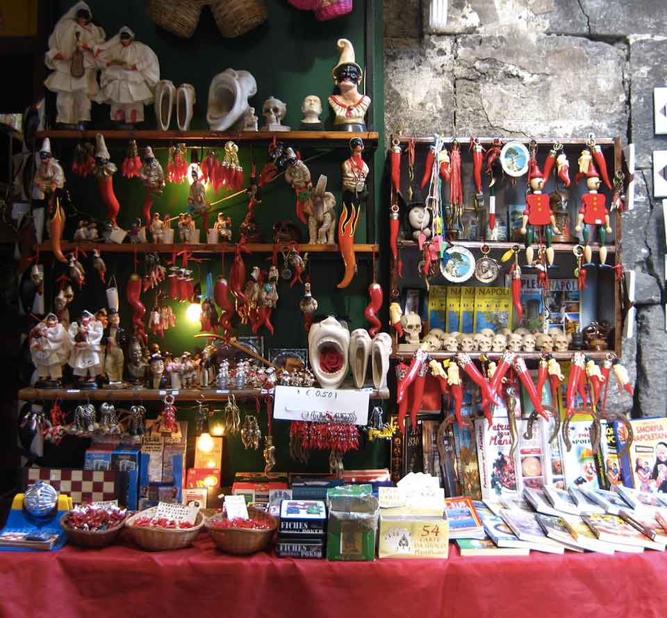 Superstizione gli Amuleti di San Gregorio Armeno