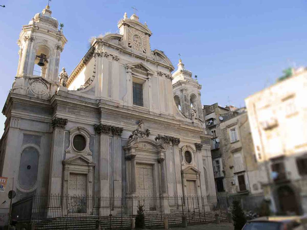 Chiesa dei Girolamini, esterno Chiesa dei Girolamini a Napoli