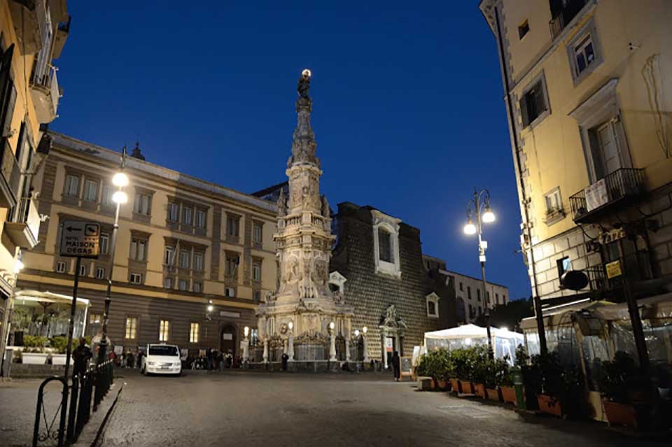 Obelisco Immacolata - Piazza del Gesù Nuovo