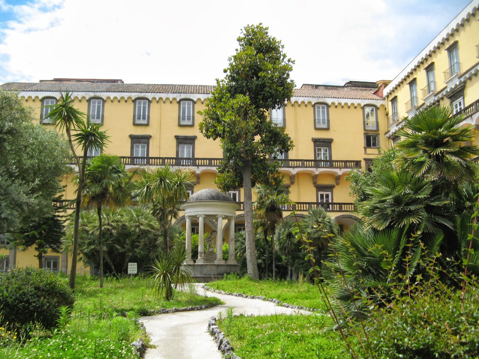 Chiostro Santi Marcellino e Festo