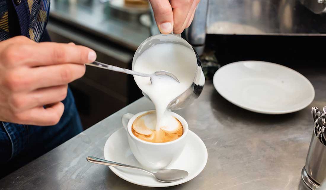 La colazione al Bar: un rito napoletano