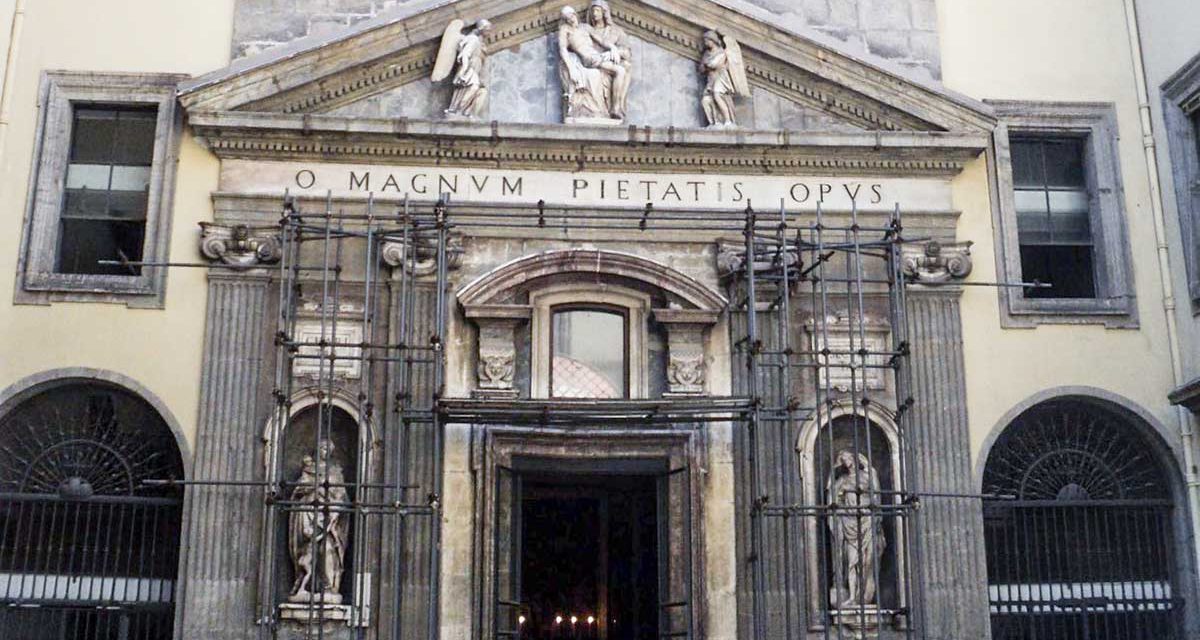 Cappella del Sacro Monte di Pietà a Napoli