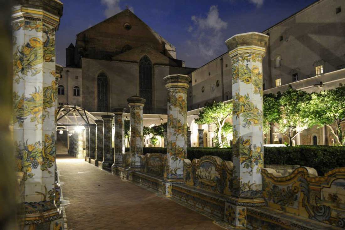 Notte al Chiostro di Santa Chiara Napoli