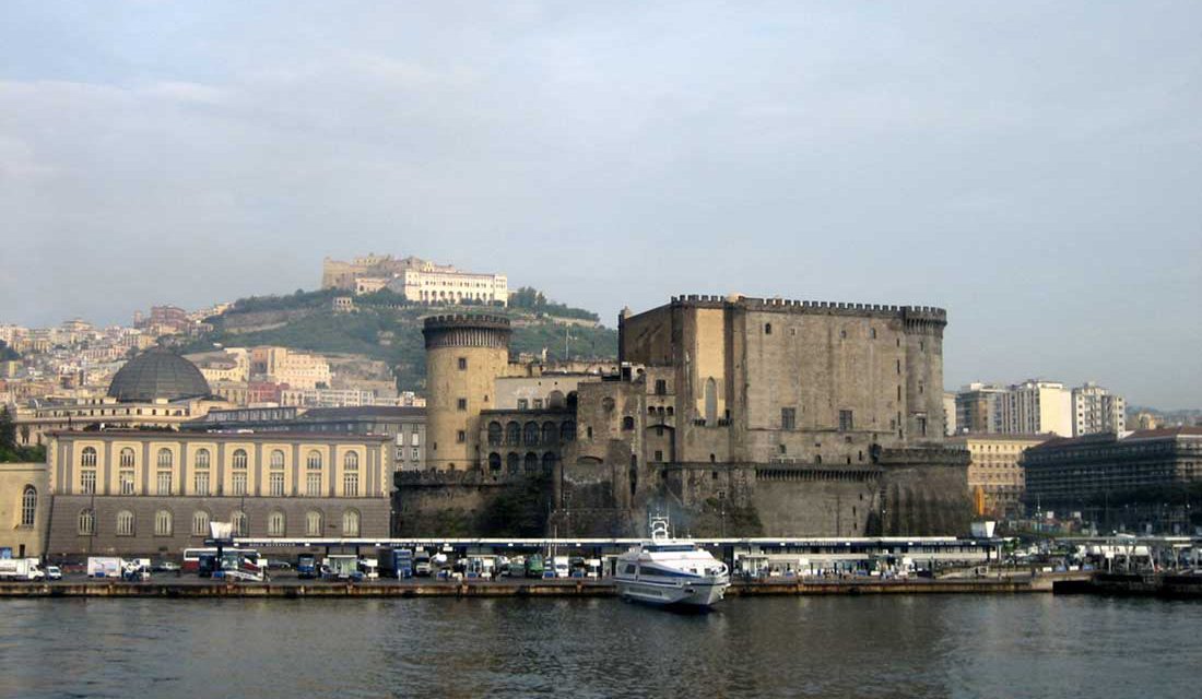 Breve storia del porto di Napoli