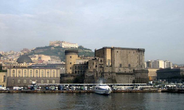 Breve storia del porto di Napoli