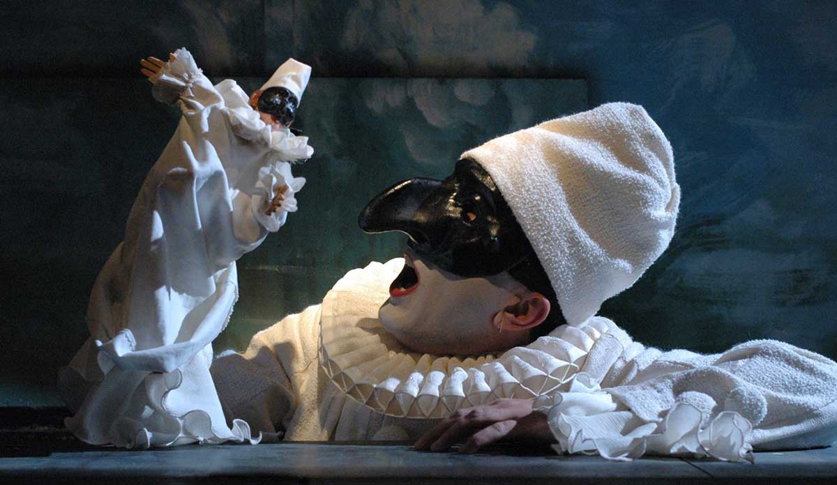 pulcinella maschera di carnevale