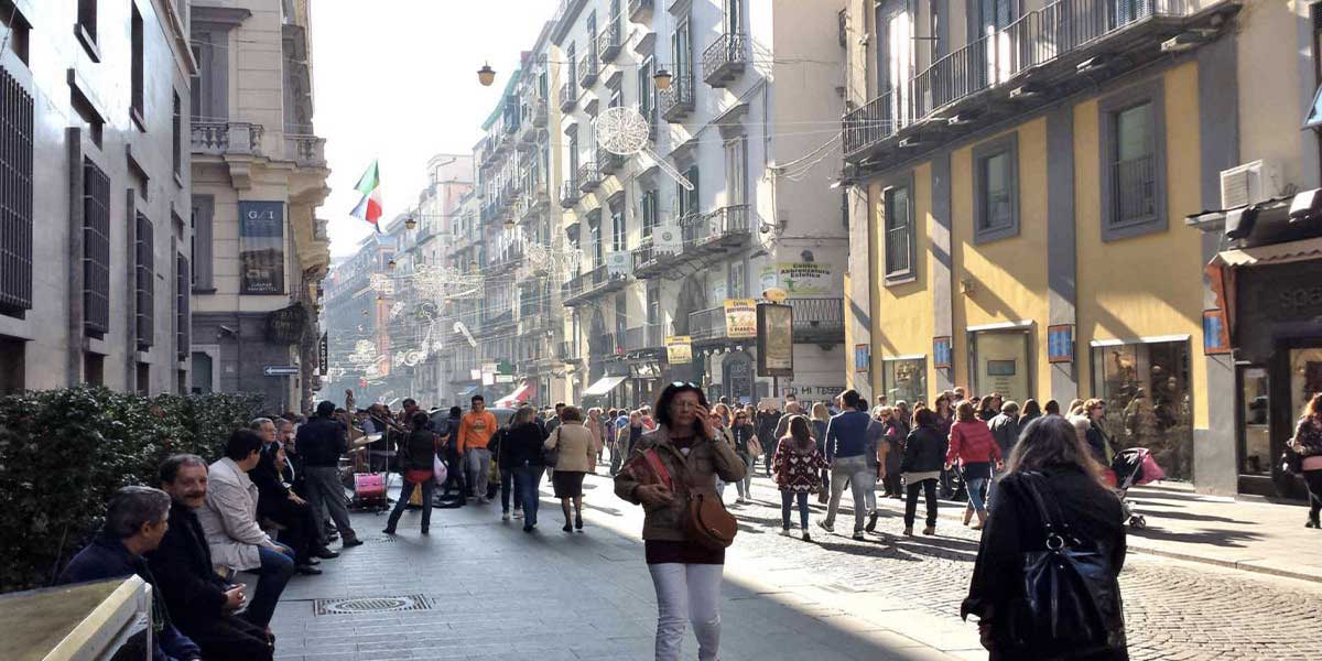 Saldi Invernali Via Toledo Napoli