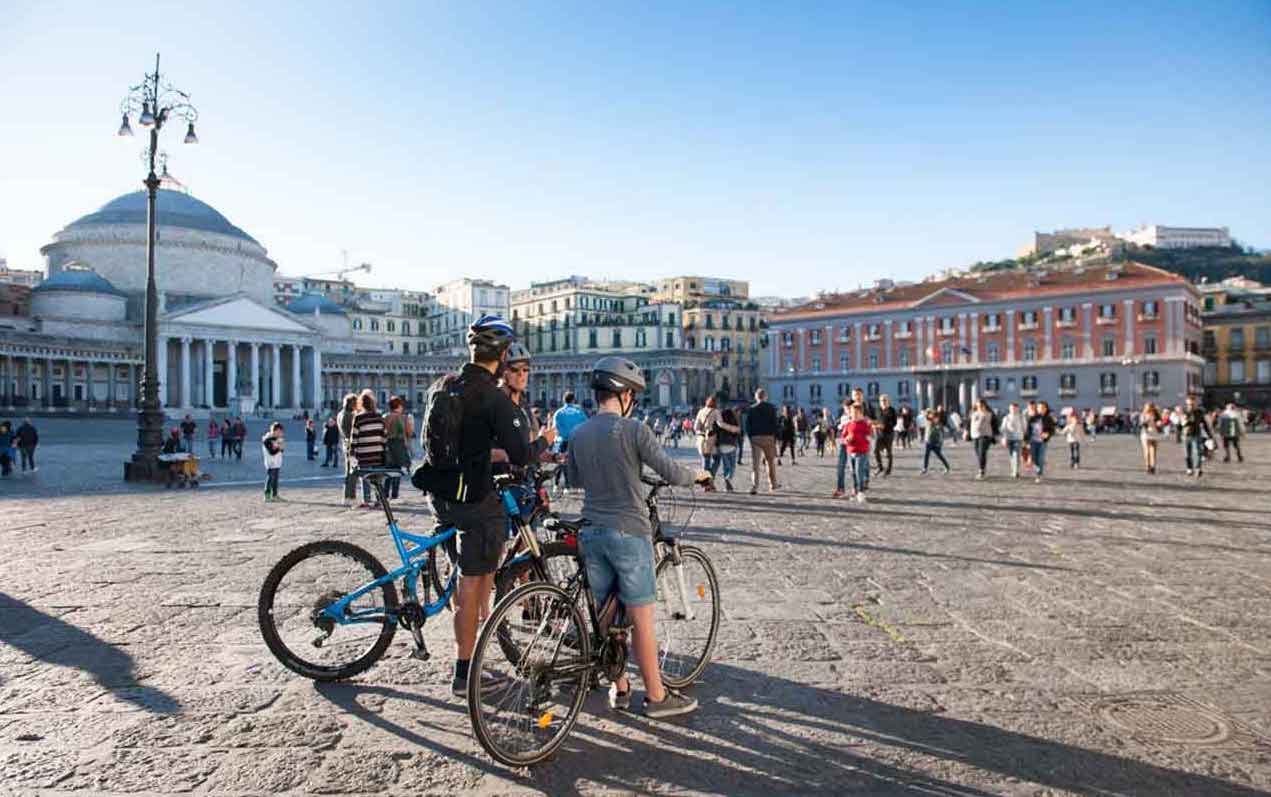 Napoli in Bicicletta