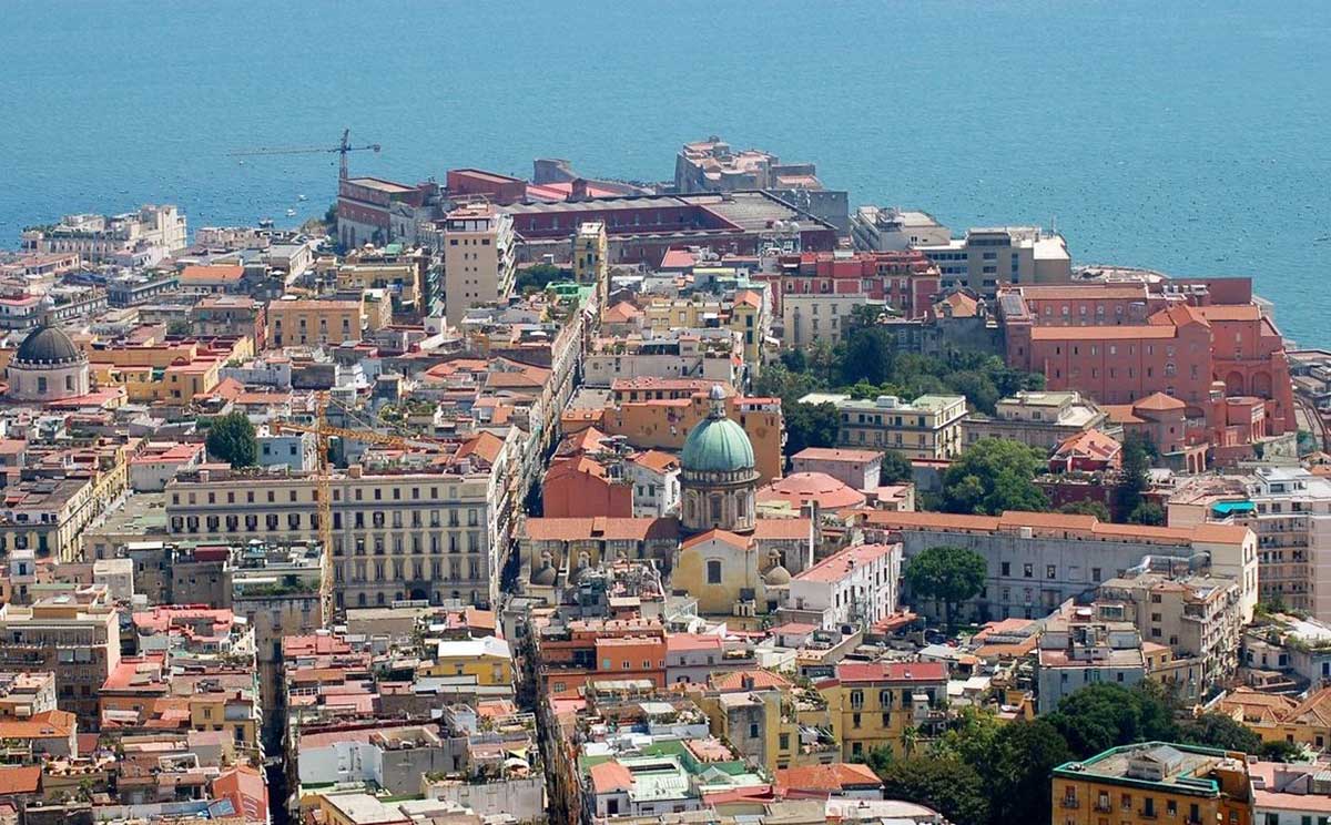 Pizzofalcone da Sant Elmo Napoli