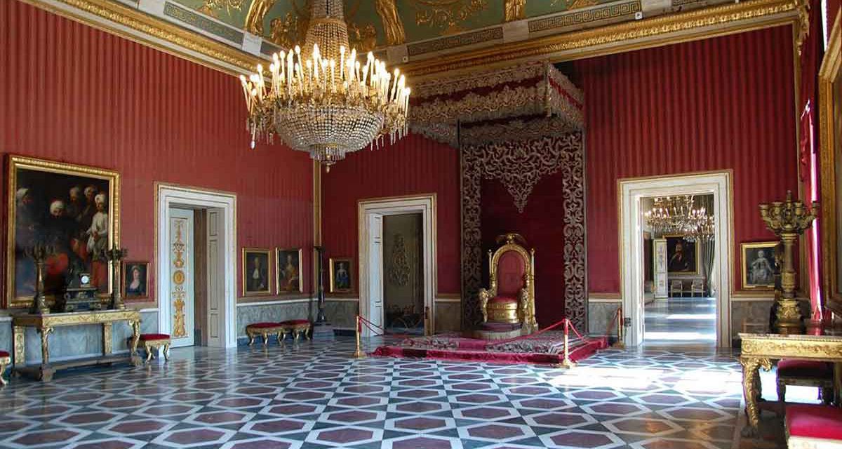 Ballo di Corte a Palazzo Reale di Napoli
