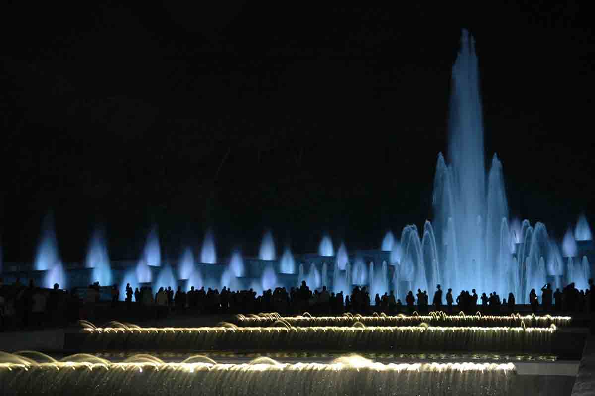 Luci d'Artista Mostra d'Oltremare Fontana dell'Esedra Napoli