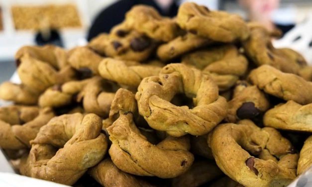 Taralli napoletani sugna e pepe, storia e ricetta