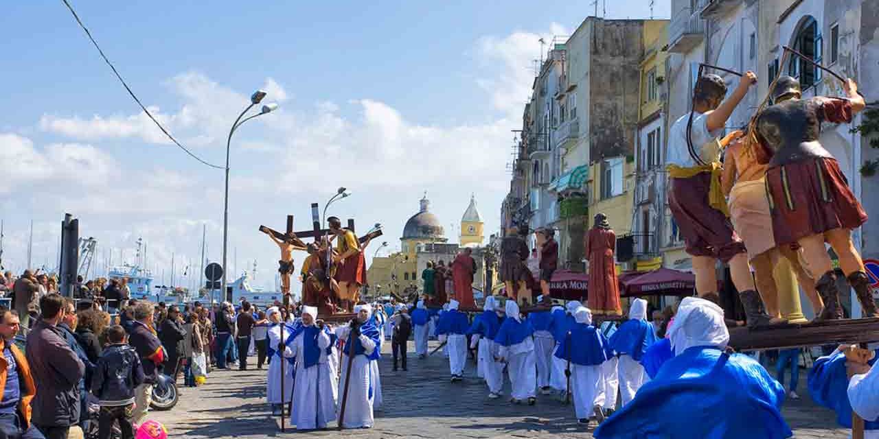 Pasqua 2018 a Napoli, le processioni della Settimana Santa