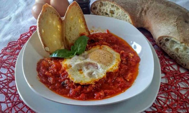 Ricetta delle uova in purgatorio