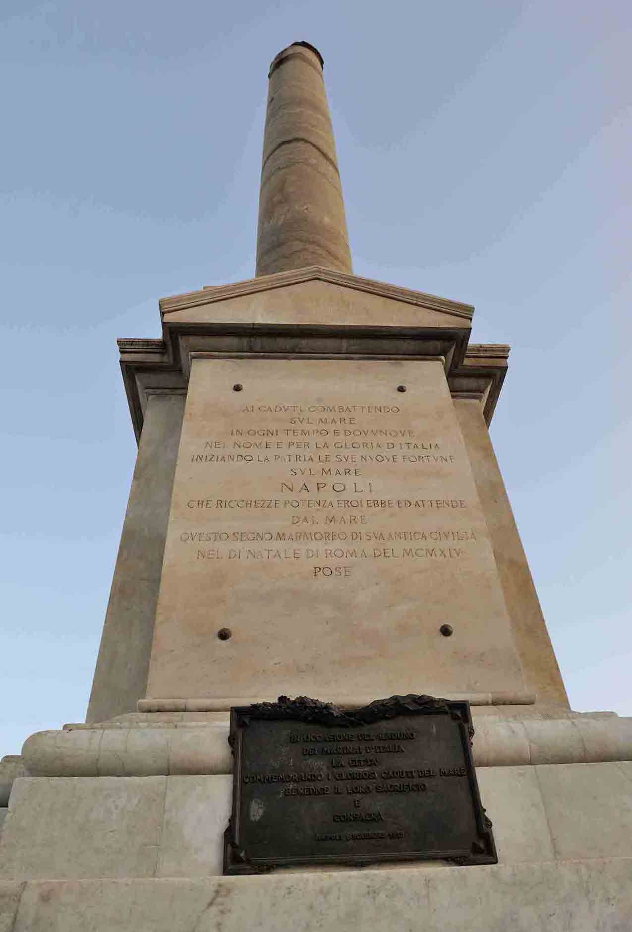 Colonna Spezzata Piazza Vittoria