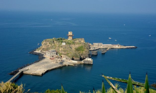 Monte di Procida: L’isolotto di San Martino