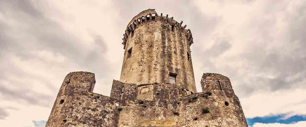 Torre Angioina Parco Archeologico di Velia