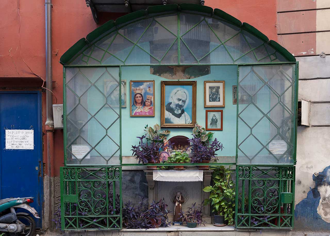 Edicole votive, Napoli