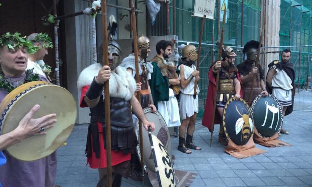 La Lampadoforia 2018, rievocazione storica in costume d’epoca