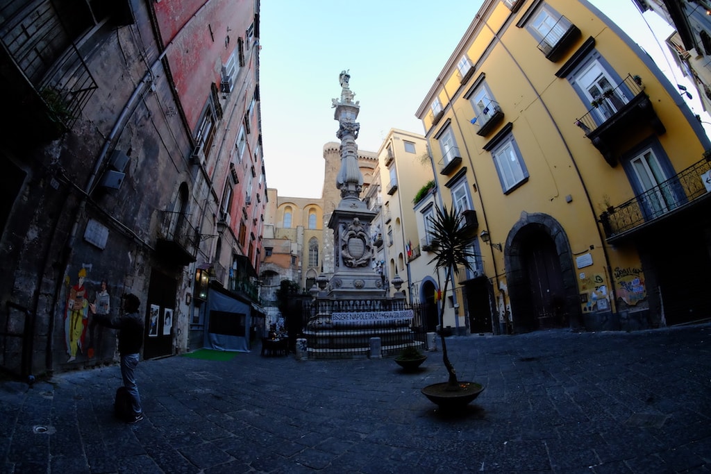 Napoli Obelisco San Gennaro