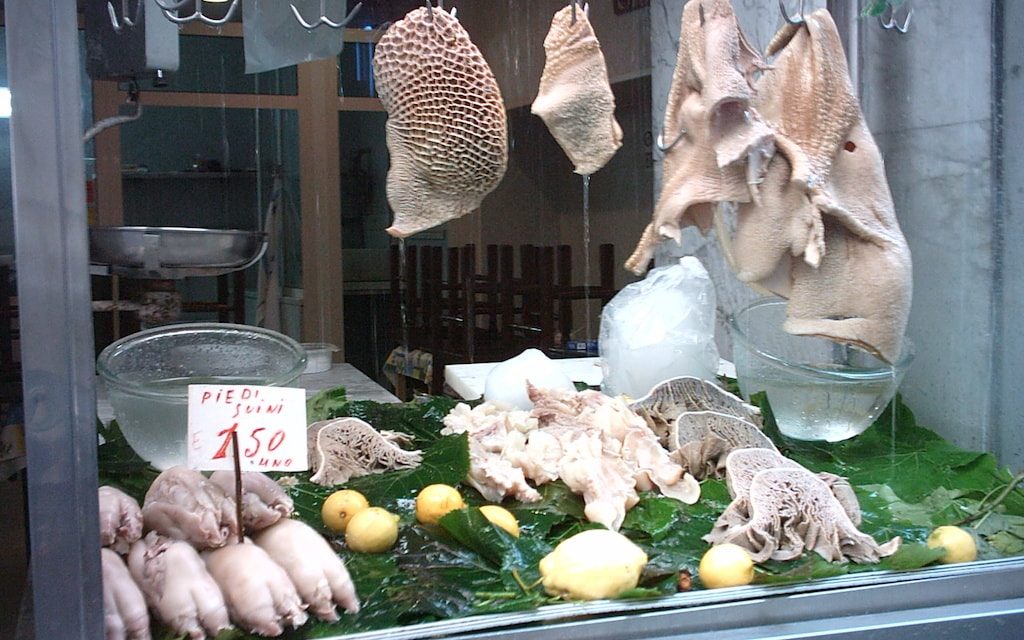 o’Per e o’Muss sale e limone,  il grande classico dello street food napoletano