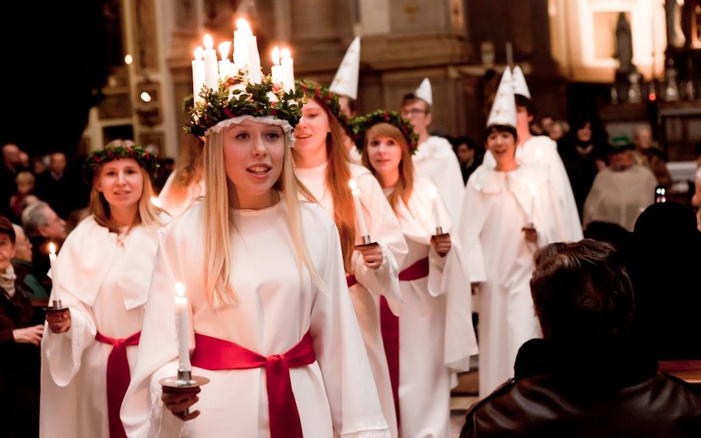 La Svezia porta a Napoli la tradizionale festa di Santa Lucia