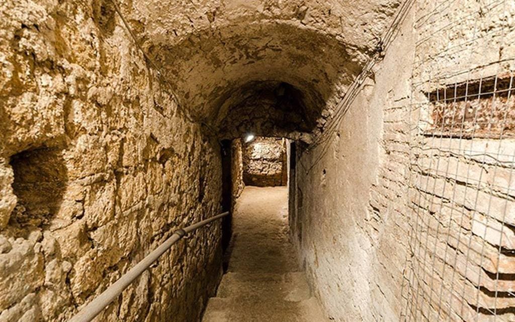 L’acquedotto Augusteo del Serino nel rione Sanità Napoli