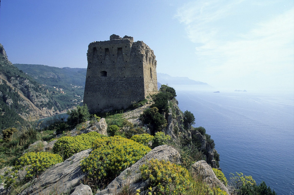 Torri di Avvistamento Torre di Montalto, Baia di Ieranto