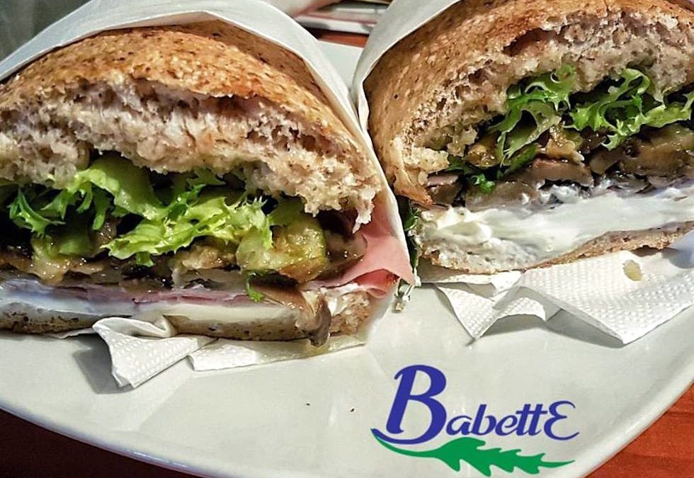 Babette a Fuorigrotta, uno dei pub storici di Napoli